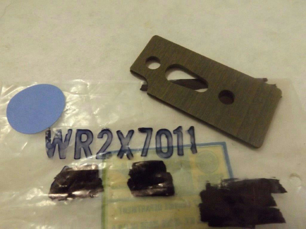 GENERAL ELECTRIC REFRIGERATOR WR2X7011 HINGE SHIM NEW GENERAL ELECTRIC REFRIGERATOR WR2X7011 HINGE SHIM NEW
